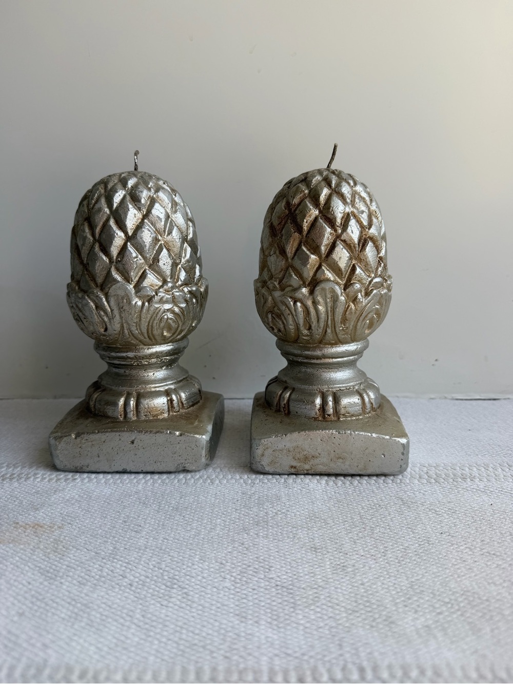 Made in Italy Silver Pinecone Candles – Set of 2